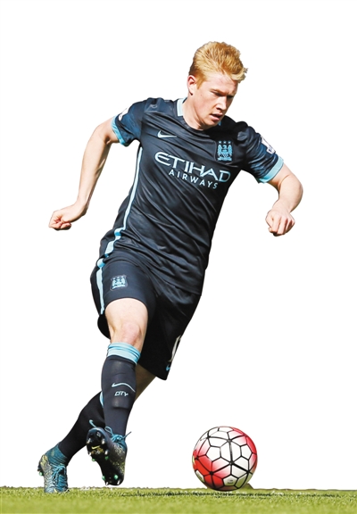 十三水选位学：坐在摆牌最慢的人下家有什么好处？（十三水选位技巧：坐在摆牌最慢者下家的优势解析）