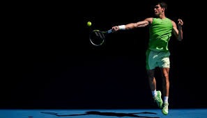 [德甲]门将扑救脱手 奥尔班门前补射破门