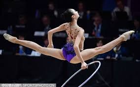 中国女子佩剑时隔14年再获世界杯团体冠军