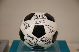 [欧冠]残阵“大巴黎”击败巴塞罗那